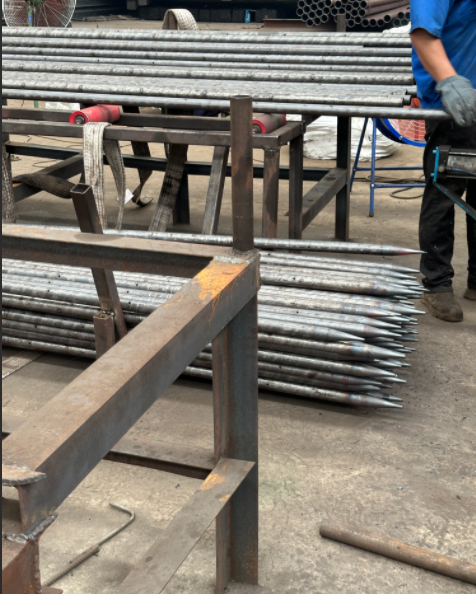 十堰建筑工程所需材料：钢花管，超前小导管